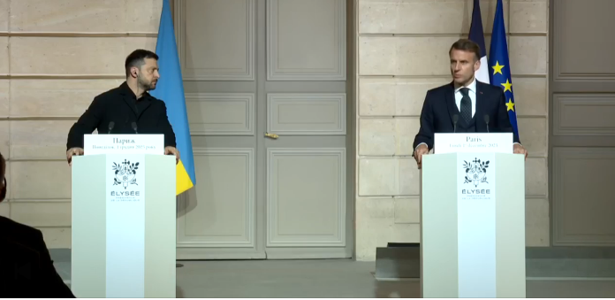 "Коаліція охочих" завершила роботу над гарантіями безпеки для України, – Макрон 